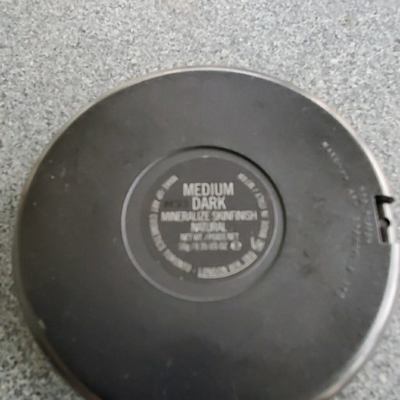 Blush...medium dark - Picture 3 of 3